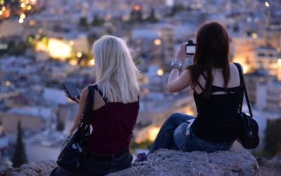 Justice : interdiction réseaux sociaux mineurs Grèce légale ?