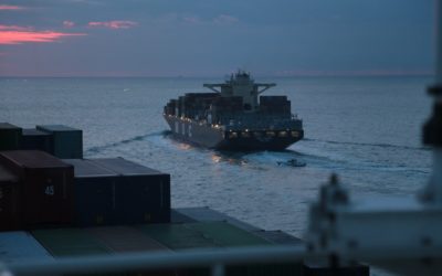 Mondial: 20 000 marins bloqués violant leurs droits